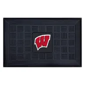 Fan Mats Wisconsin Badgers Heavy Duty Vinyl Medallion Door Mat - 19.5In. X 31In.