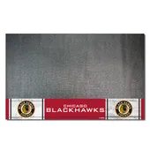 Fan Mats Nhlretro Chicago Blackhawks Vinyl Grill Mat - 26In. X 42In.